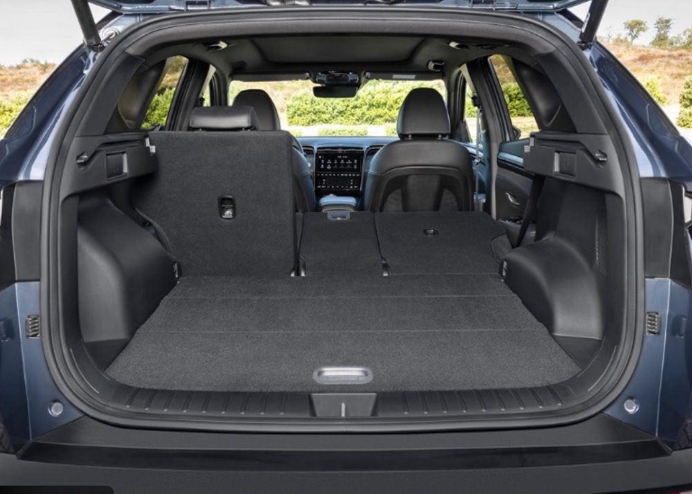 Yeni Tucson 1.6 t-gdi comfort 4x2 dct (benzinli) bagaj